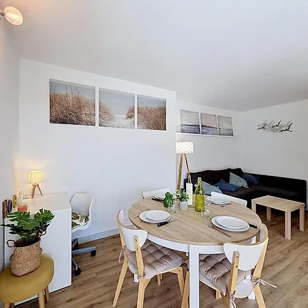 Le Beaupre-23 By Interhome Caves